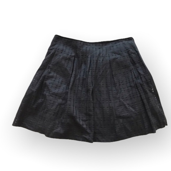 Vince black checked pleated skirt Size 12 , NWT - Picture 1 of 7